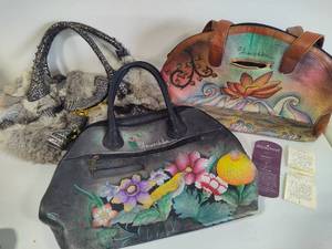 lot 155 image: Ladies Anuschka Handbags