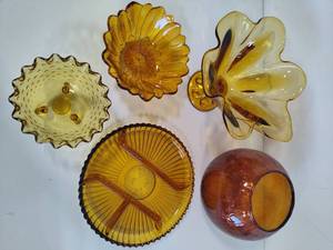 lot 169 image: Lot of Amber Colored Small Glassware