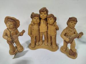 lot 188 image: Lee Bortin Original Clay Figures Lot #2