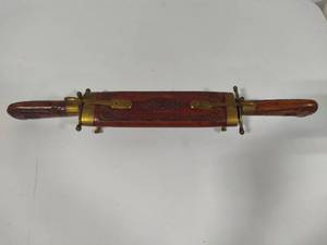lot 200 image: Hand Carved KnifeFork Carving Set