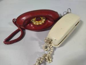 lot 195 image: Push Button Land Line Phones