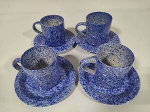 lot 193 image: Country Life Emporium Sponge Painted CupsSaucers