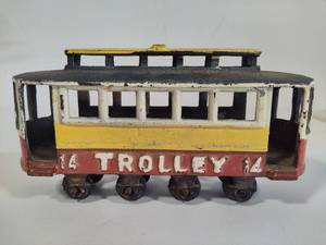 lot 218 image: Cast Iron Trolley