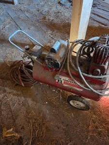 lot 47 image: Sears 20 Gallon Air Compressor