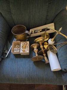 lot 97 image: Brass Items