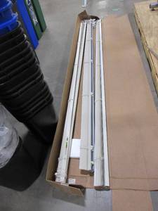 lot 489 image: 3 SETS OF BALI  PLASTIC BLINDS