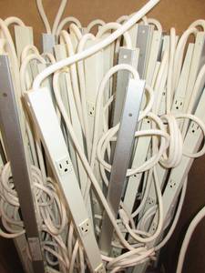 lot 497 image: LEGRAND 6 OUTLET POWER STRIPS