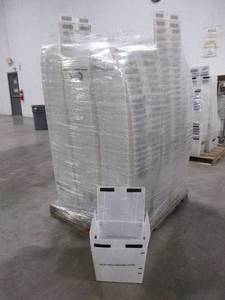lot 508 image: PALLET OF PLASTIC TOTES