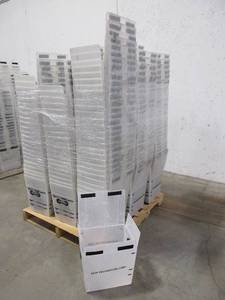 lot 527 image: A PALLET OF PLASTIC TOTES