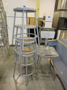 lot 538 image: METAL STOOLS AND CHAIR