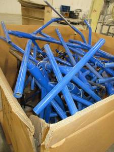 lot 549 image: CONVEYOR TRACK TRIPOD LEGS