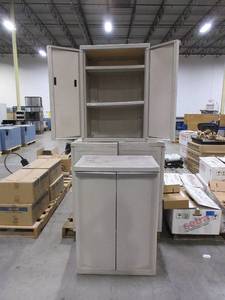 lot 402 image: STERILITE PLASTIC STORAGE CABINETS