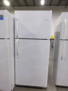 lot 467 image: FRIGIDAIRE REFRIGERATOR IN WHITE