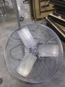 lot 348 image: TPI INDUSTRIAL WALL MOUNT FAN