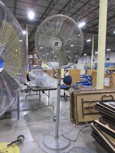 lot 352 image: TPI INDUSTRIAL 30 FLOOR FAN
