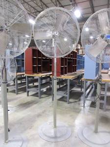 lot 354 image: TPI INSUSTRIAL 30 FLOOR FAN