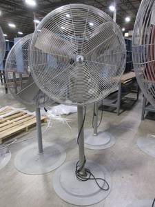 lot 357 image: TPI INSUSTRIAL 30 FLOOR FAN