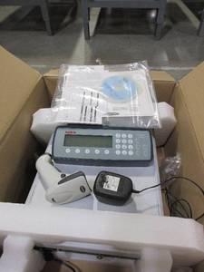 lot 374 image: SETRA, COUNTING SCALE WITH DISPLAY, SCANNER AND POWER CORD