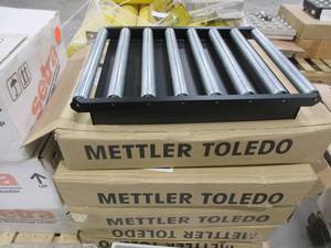 lot 381 image: METTLER TOLEDO SCALE COVERS WITH ROLLERS - BRAND NEW