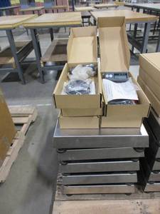 lot 386 image: METTLER 300 LB DIGITAL SCALES WITH DISPLAYS AND POWER SUPPLIES