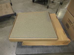 lot 606 image: SHAW COMMERCIAL CARPET SQUARES- BRAND NEW