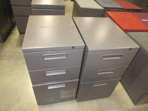 lot 627 image: THREE DRAWER PEDESTAL FILE CABINETS