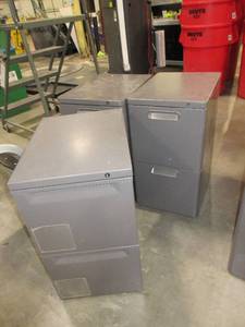 lot 636 image: 2 DRAWER PEDESTAL FILE CABINETS