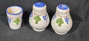 lot 44 image: Giovanni Vietri Italian Pottery Salt, Pepper, and Toothpick Holder Set