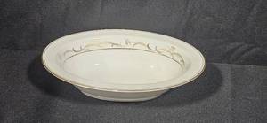 lot 85 image: Noritake Sherwin Fine China 10.5 Inch Oval Serving Bowl