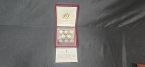 lot 115 image: 2009 United States Presidential Dollar Coin Set in Display Case