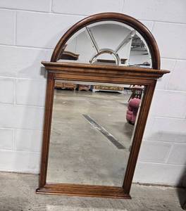 lot 122 image: Arched Wood Framed Wall Mirror 50x31 Inches