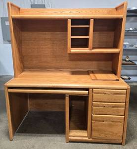 lot 127 image: Large Oak Desk with Hutch and Storage Drawers