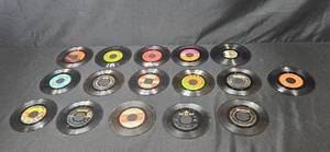 lot 174 image: Collection of Vintage 45 RPM Records Various Artists -  Inc Busy-Bee Phonograph Record From Early 1900s