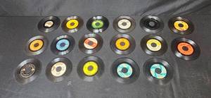 lot 177 image: Set of Vintage 45 RPM Vinyl Records Various Artists - Inc Busy-Bee Phonograph Record From Early 1900s