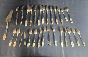 lot 236 image: Set of Mid-Century Modern Flatware with Cake Server