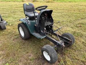 lot 39 image: PARTS LAWN MOWERS.