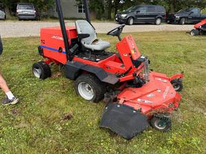 lot 42 image: JACOBSEN TURFCAT T628D