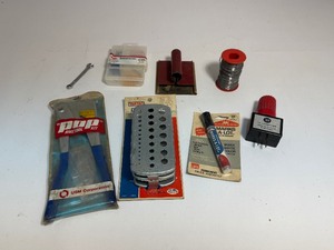 lot 11 image: Lot of Brand New & Used Vintage Items
