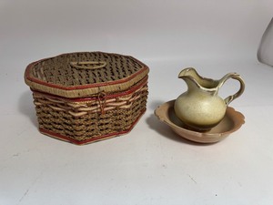 lot 41 image: Vintage Frankoma Pottery Pitcher and Bowl Set 40A and 40B Desert Gold 5 Tall & Basket