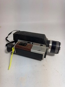 lot 53 image: Vintage Kodak XL 350 Movie Camera