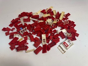 lot 64 image: Vintage Halsam American Plastic Bricks