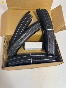 lot 65 image: Life-Like Power Loc Track