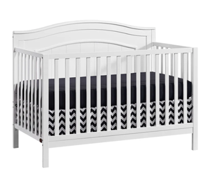 lot 441 image: Oxford Baby & Kids Nolan 4 in 1 Convertible Crib