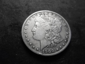 lot 31 image: 1900 S Morgan Silver Dollar