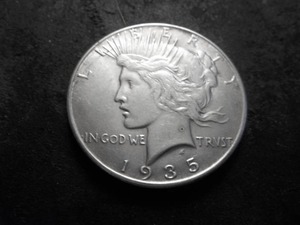 lot 48 image: 1935 Peace Silver Dollar