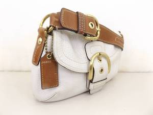 lot 77 image: Authentic Coach White Pebbled Leather Soho Bag