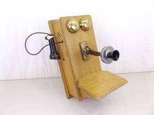 lot 11 image: Antique Western Electric Phone