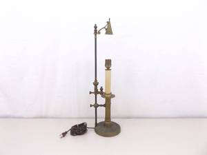lot 98 image: Vintage Brass 24 Gothic Candlestick Lamp