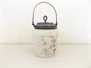 lot 82 image: Antique Victorian Silverplate Biscuit Jar