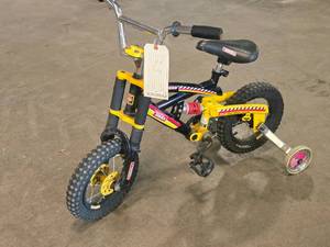 lot 448 image: Tonka 12 Boys Single-speed BMX Bike 10 BlackYellow Frame